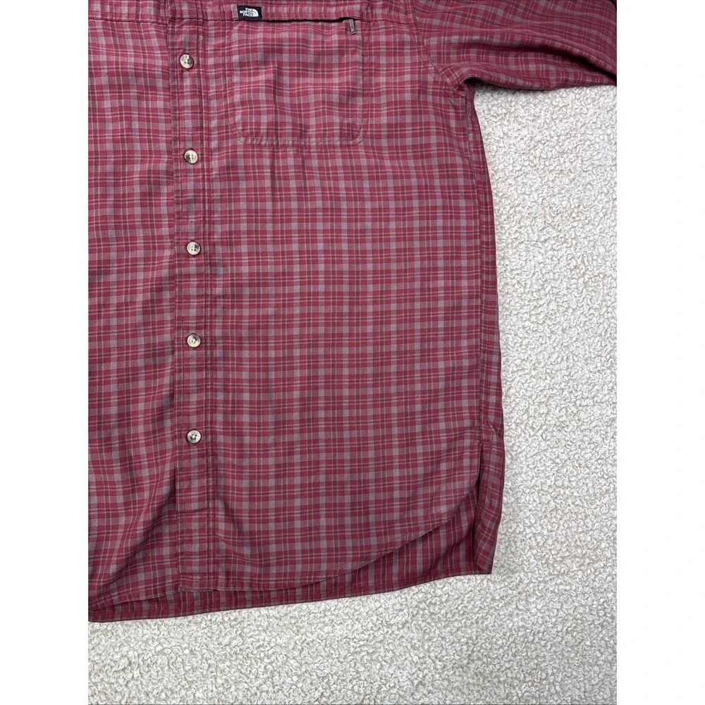 The North Face Red Plaid Shirt Mesh Lined Fishing Hiking Outdoors Button Down L